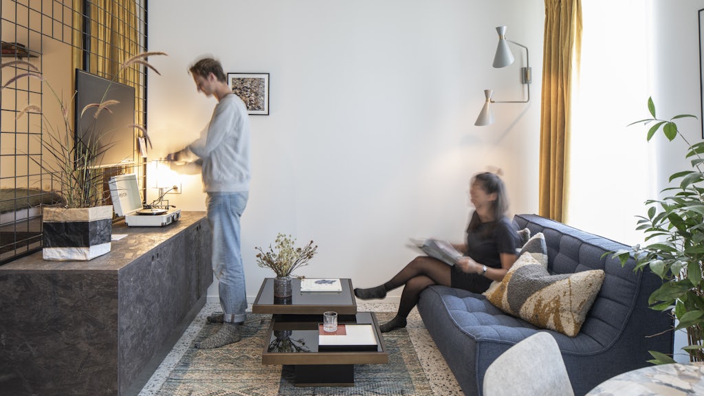 What to Pack for a Cliffside Airbnb Retreat
